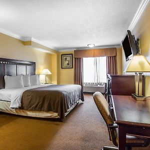 Quality Inn&Suites Bell Gardens-Los Angeles